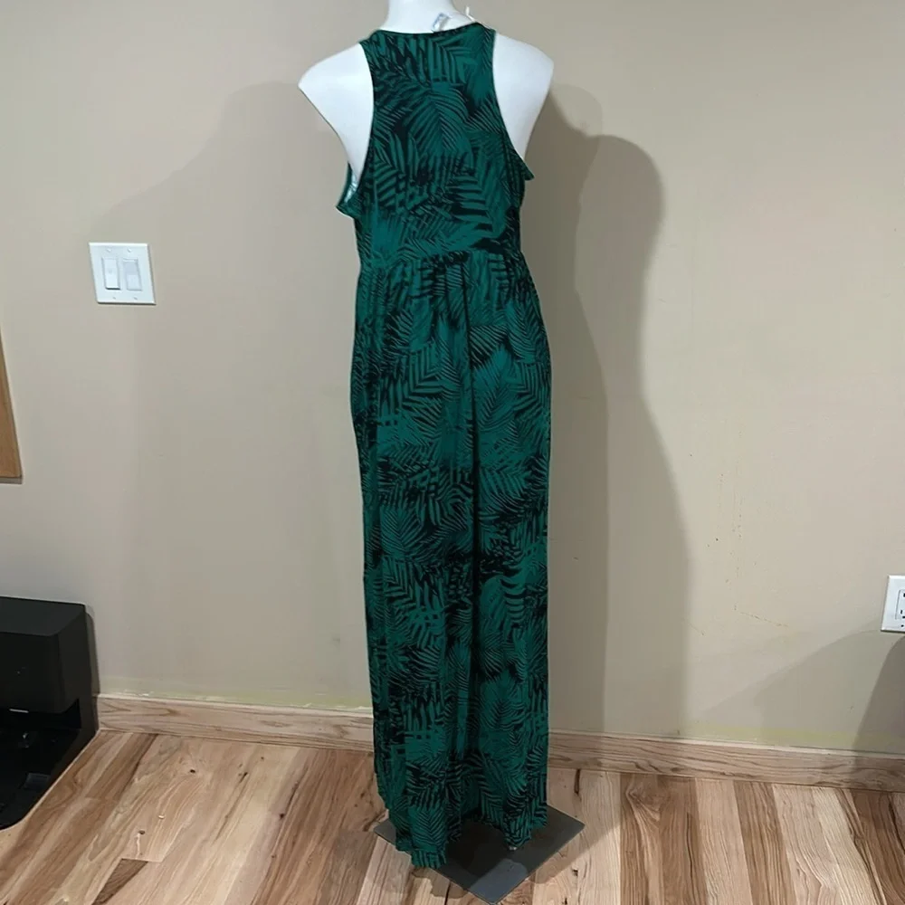 Green Halter Neck Sleeveless Sundress